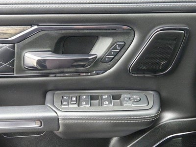 2025 RAM 1500 Limited Crew Cab 4x4 5'7" Box