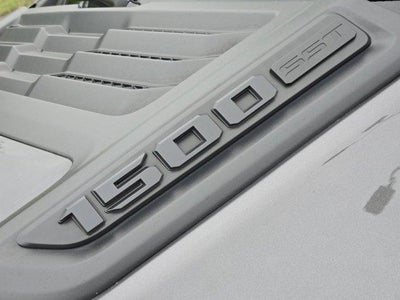 2025 RAM 1500 Laramie Crew Cab 4x4 5'7" Box