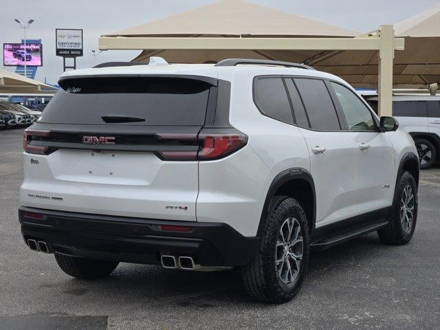 2025 GMC Acadia AT4