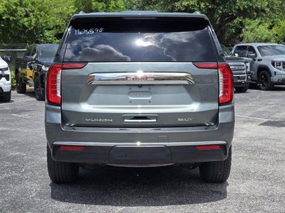 2023 GMC Yukon SLT