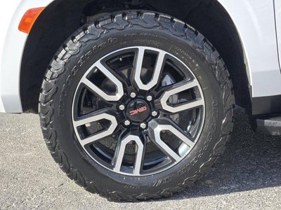 2022 GMC Yukon AT4