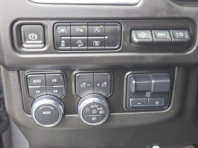 2024 GMC Yukon XL AT4