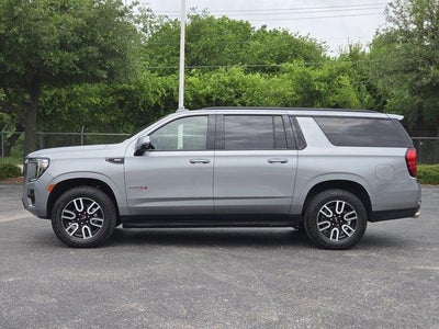 2024 GMC Yukon XL AT4