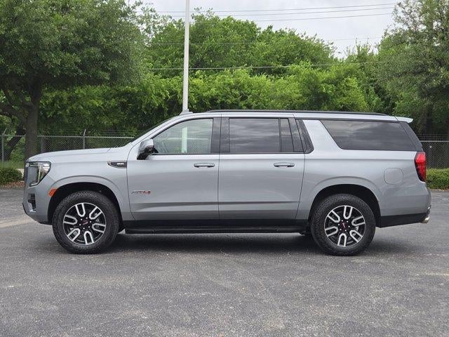 2024 GMC Yukon XL AT4