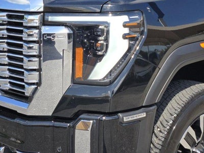 2025 GMC Sierra 3500 HD Denali