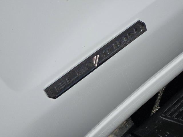 2025 GMC Sierra 1500 Elevation