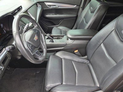 2017 Cadillac XT5 Luxury FWD