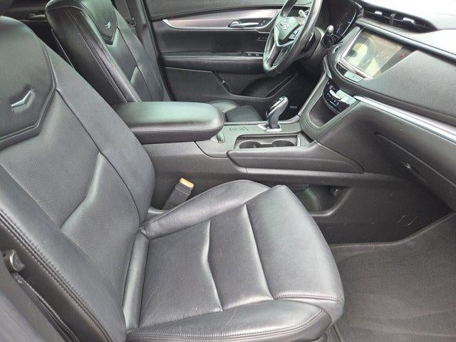 2017 Cadillac XT5 Luxury FWD