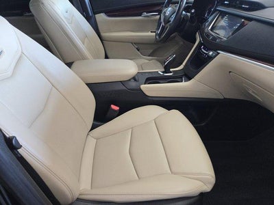 2018 Cadillac XT5 Luxury FWD