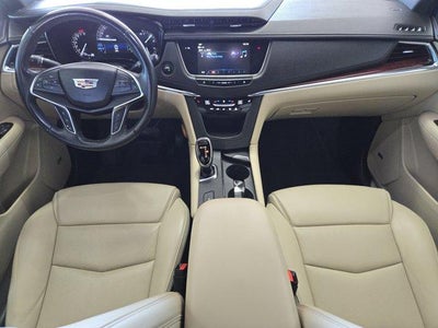2018 Cadillac XT5 Luxury FWD