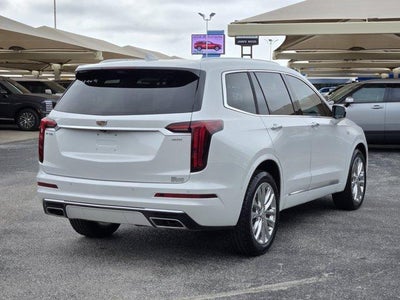 2023 Cadillac XT6 Premium Luxury