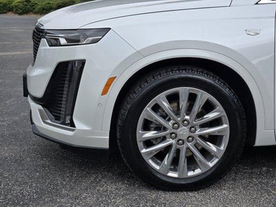 2023 Cadillac XT6 Premium Luxury