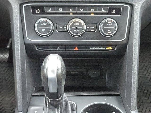 2021 Volkswagen Atlas Cross Sport 2.0T SE w/Technology