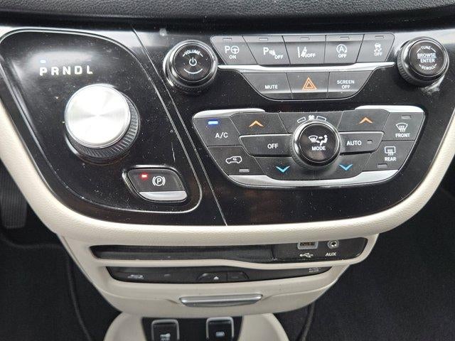 2019 Chrysler Pacifica Touring L Plus