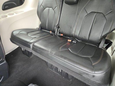 2019 Chrysler Pacifica Touring L Plus