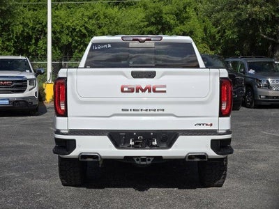 2022 GMC Sierra 1500 Limited AT4