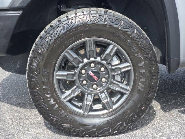 2025 GMC Sierra 1500 AT4X