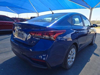 2022 Hyundai Accent SE