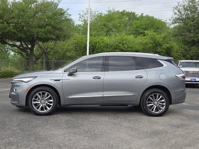 2024 Buick Enclave Avenir