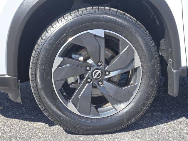 2024 Nissan Rogue SV FWD