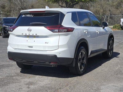 2024 Nissan Rogue SV FWD