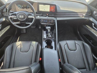 2025 Hyundai Elantra Hybrid Limited