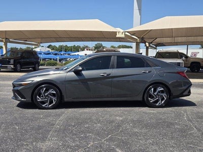 2025 Hyundai Elantra Hybrid Limited