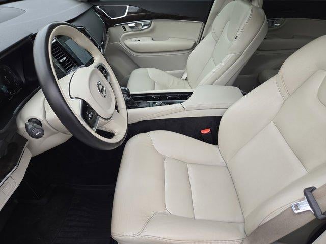 2018 Volvo XC90 Momentum