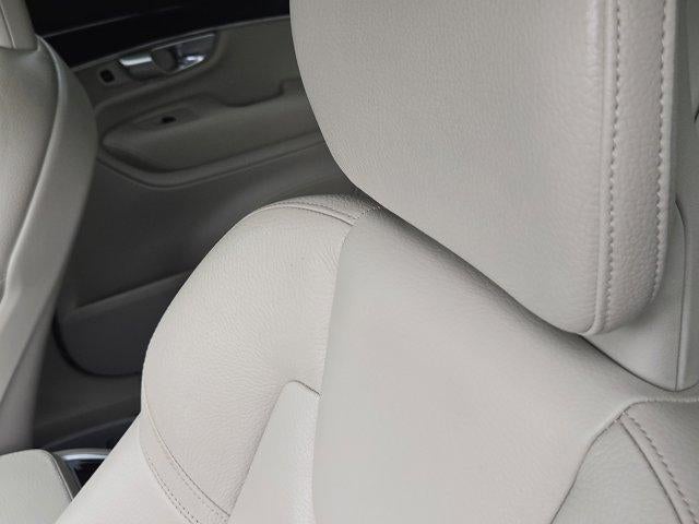 2018 Volvo XC90 Momentum