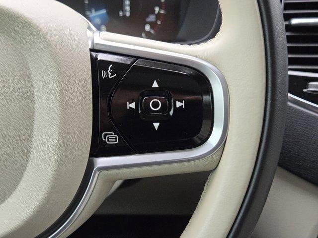 2018 Volvo XC90 Momentum