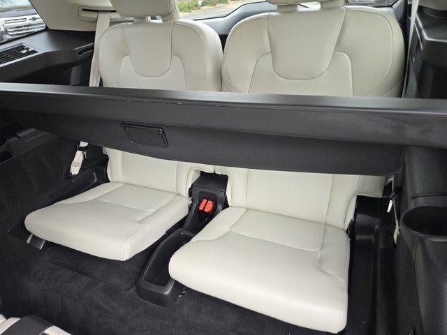 2018 Volvo XC90 Momentum