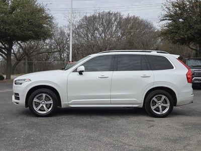 2018 Volvo XC90 Momentum