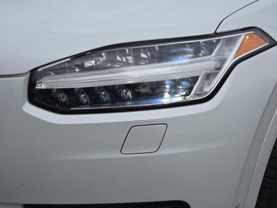 2018 Volvo XC90 Momentum