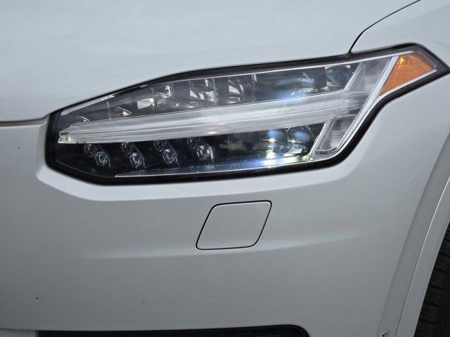 2018 Volvo XC90 Momentum