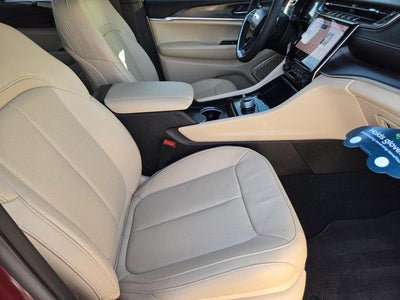 2025 Jeep Grand Cherokee Limited 4x4