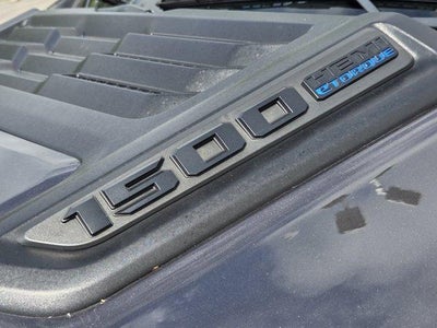 2023 RAM 1500 Laramie Crew Cab 4x4 5'7" Box