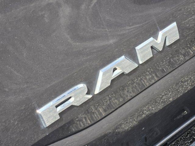 2023 RAM 1500 Laramie Crew Cab 4x4 5'7" Box