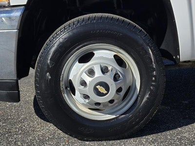 2011 Chevrolet Silverado 3500 HD Chassis Cab WT