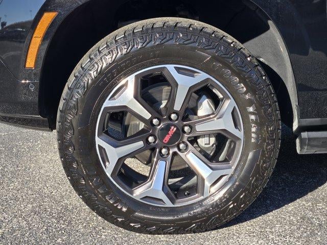 2025 GMC Yukon XL AT4