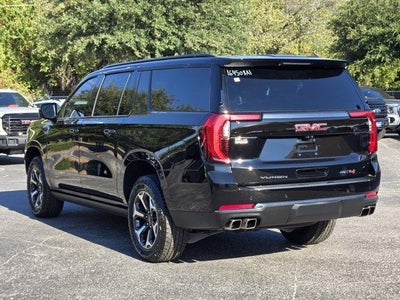2025 GMC Yukon XL AT4