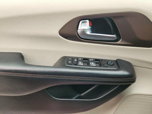 2019 Chrysler Pacifica Touring Plus