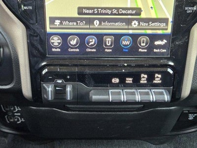 2020 RAM 2500 Laramie Crew Cab 4x4 6'4" Box