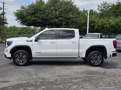 2024 GMC Sierra 1500 AT4