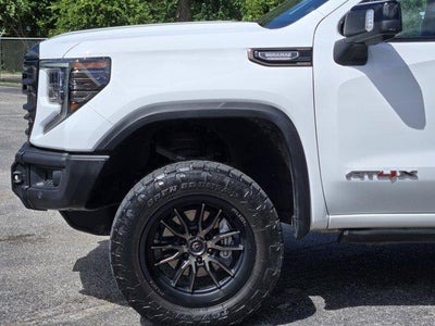 2024 GMC Sierra 1500 AT4X